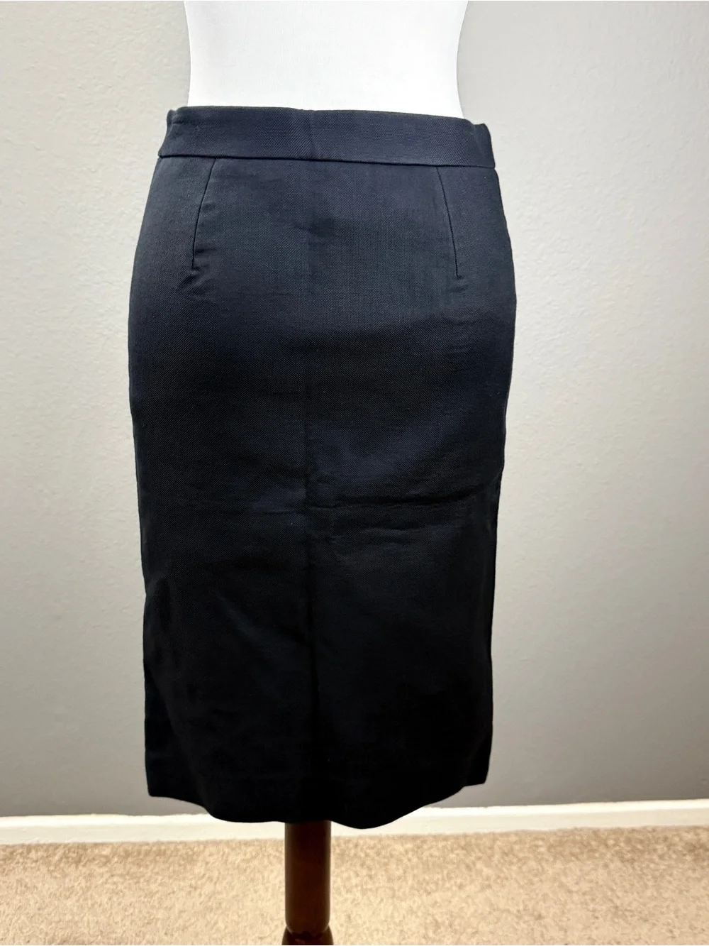 Banana Republic Heritage Collection NWT Black Midi Button Pencil Skirt Sz 2P